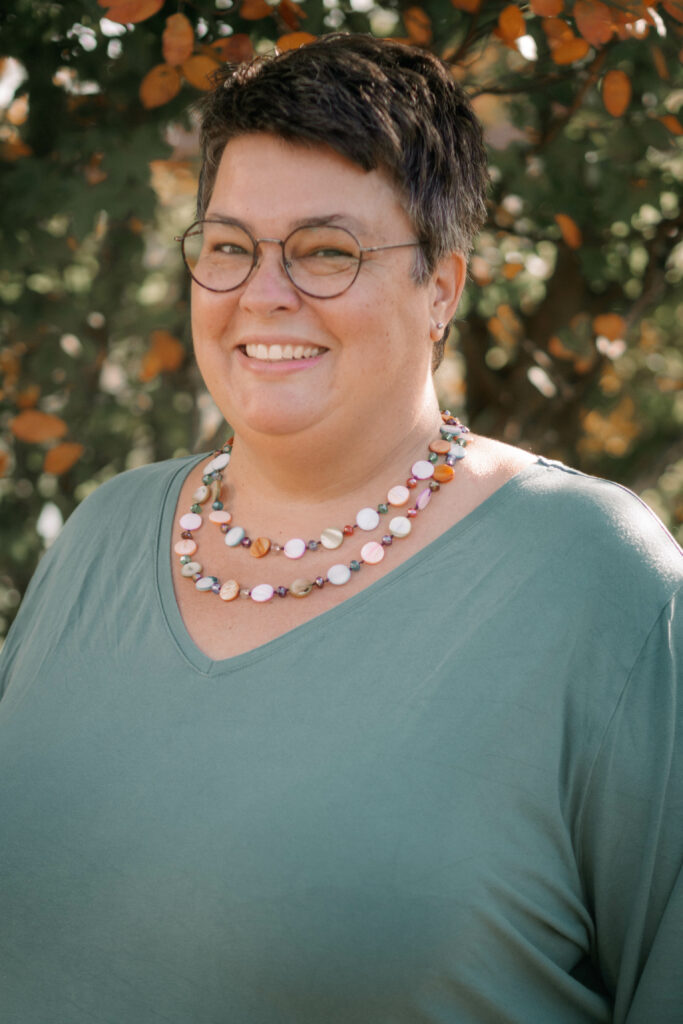 Michaela Weizenegger (Leitung)